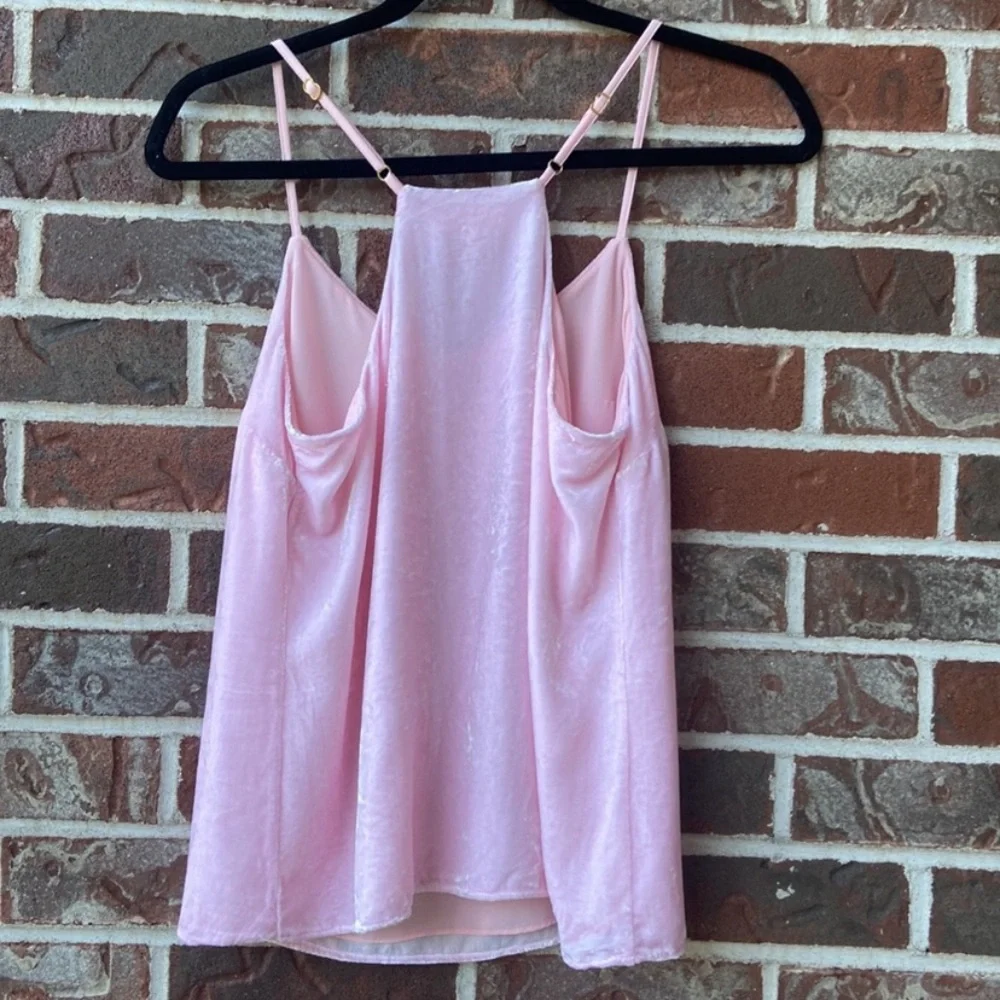 Lilly Pulitzer Dust Pink Velvet Silk top - Picture 3 of 8